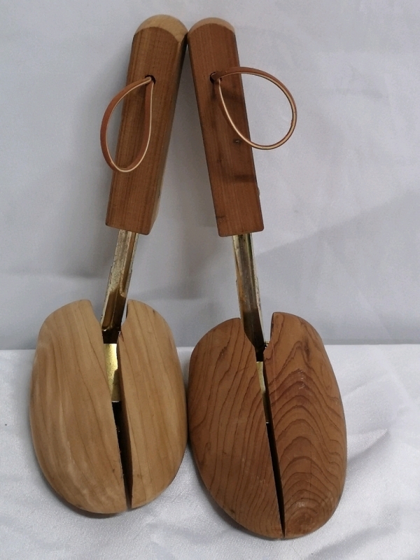 Vintage sz Large Wooden Shoe Stretchers