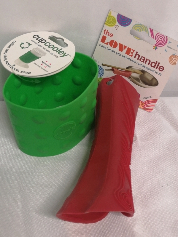 2 New Silicone Cup Cooley + The Love Handle Pan Handle