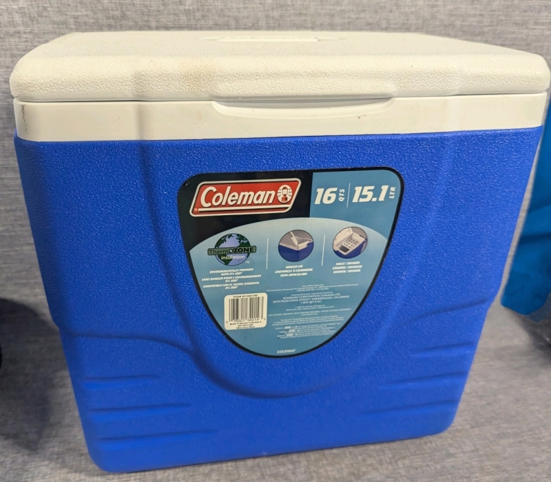 Coleman 16 Quart Cooler. 14" by 14" by 9"