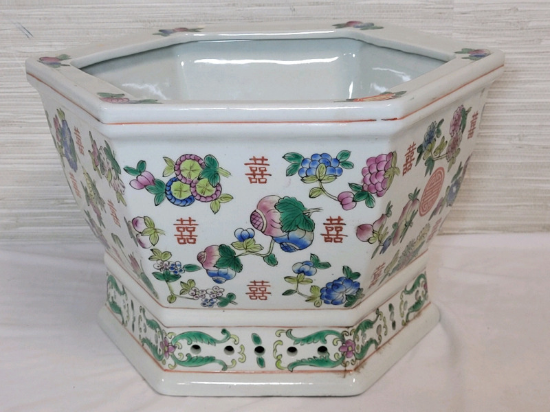 Asian Theme Hexagonal Porcelain Planter . Measures 7.5" tall & 10.5" wide . No chips or cracks