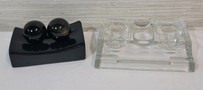 Office Desk Accessories : Black Glass Baoding Balls with Stand & Clear Glass Inkwell Holder