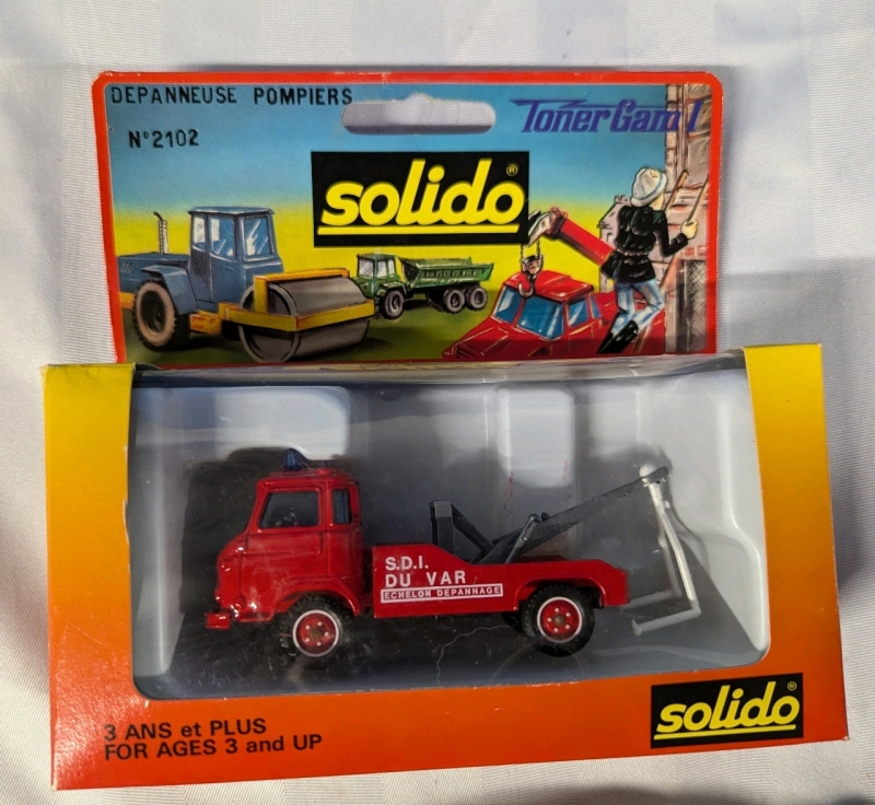 Vintage Diecast Solido "Depanneuse Pompiers" No. 2102.