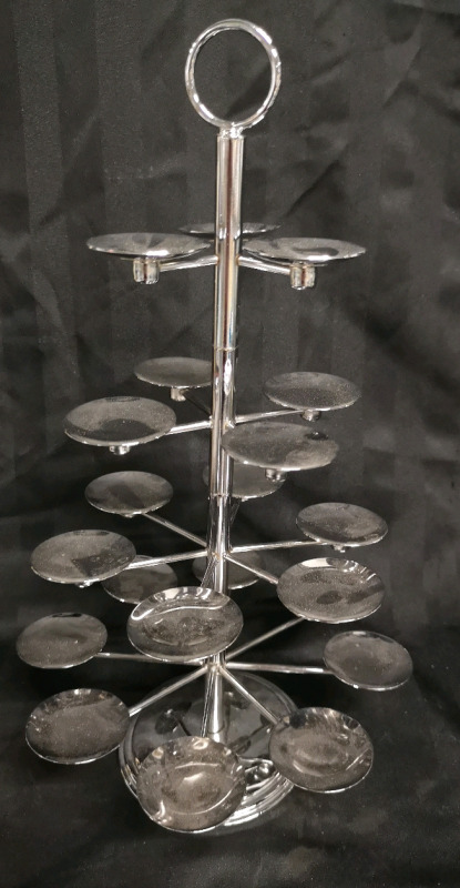 Neat Metal 4-tier Treat Display - Swivels and Has 21 Spots