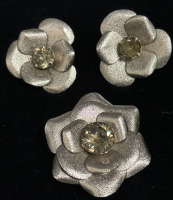 Lovely Matte Silver Rhinestone Brooch & Earrings Set