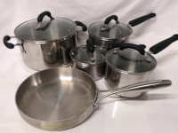 4 Kitchen Aid Pots & Lagostina 9.5" Pan