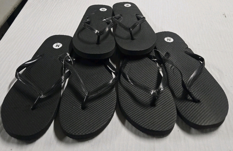 3 New Pairs Of | Medium Size 7-8 | Plain Black Foot Flops