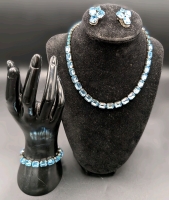 Brilliant Signed Vintage WEIR Forget-Me-Not Blue Rhinestone Necklace, Bracelet & Earrings Set with Original Hard Case