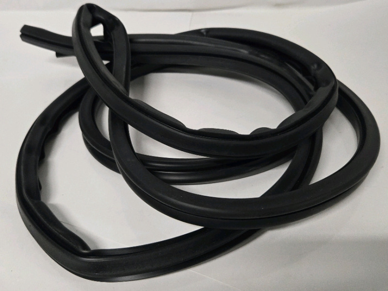 New | 115" Long Rubber Window Gasket