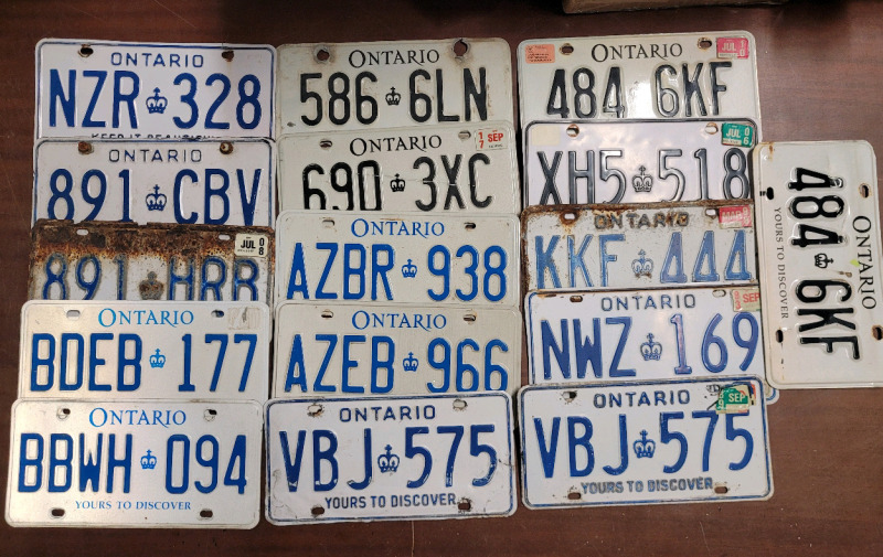 16 Ontario License Plates , Singles