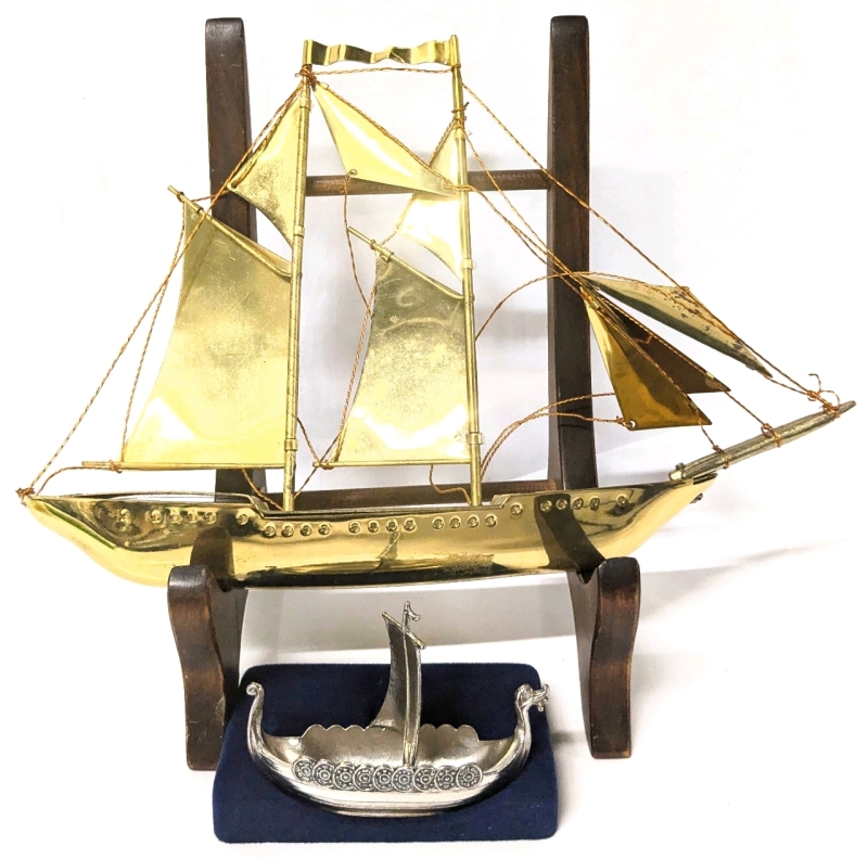 Vintage Brass Clipper Ship on Stand / Recipe Book Holder & Vintage Norge TPB Handstopt TINN Viking Ship