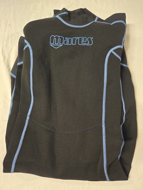 New | Small Size 4 | Mares Full Body Water Suit For Keeping Warm and Dry Underwater