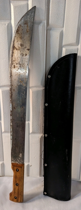 18" Tramontina Bush Machete with Case.