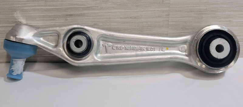 New - Tesla 2015 - 2017 Model X Front Lower Control Arm , Part # 1027351-00-E