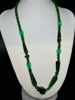 Stunning Green Glass Choker Necklace with Uranium Beads