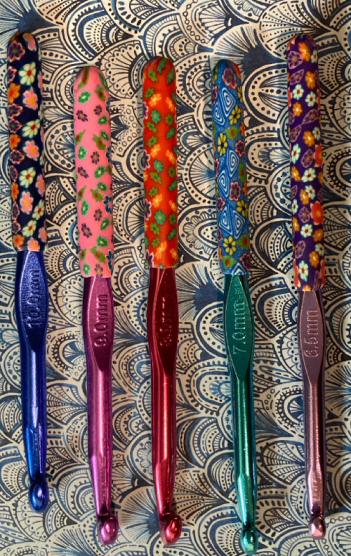 New 5 pcs Crochet Needle Large