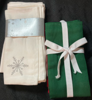 New 12 Embroidered Napkins