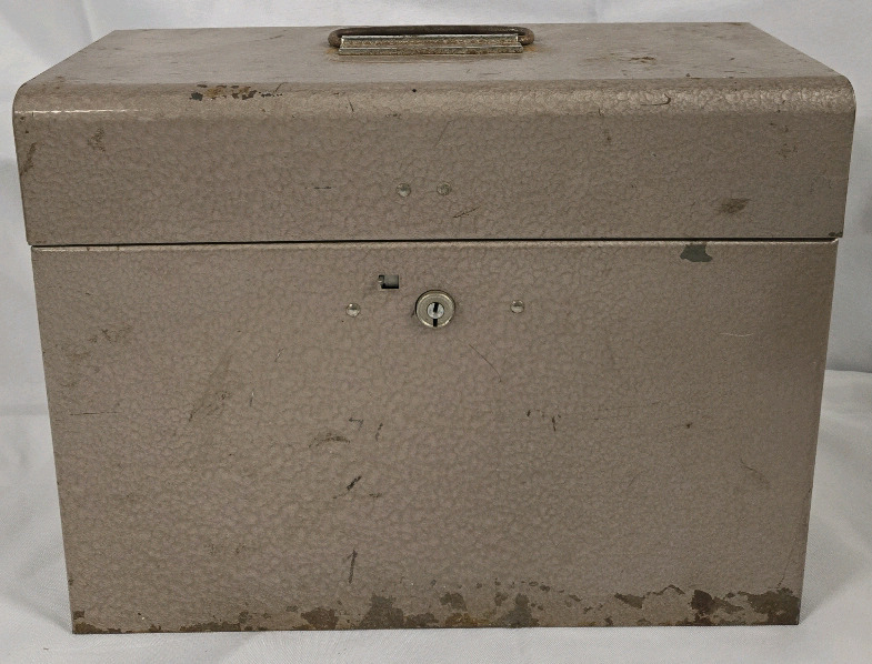 Tall Metal Hand Held Tool Box ( 13" x 5.5" x 10" ) * No Key *
