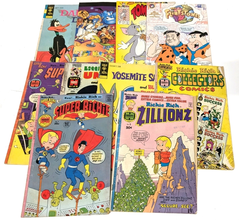 10 Vintage Children's Comic Books: Disney, Richie Rich, Yosemite Sam, Tom & Jerry, Daffy Duck, The Flintstones +