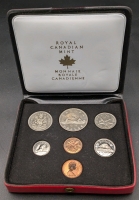 Vintage 1972 Royal Canadian Mint Double Penny Coin Set in Case