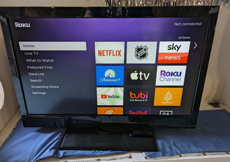 31" Emerson TV With Roku Box. Both Units Power On.