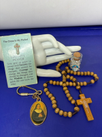 Olive Wood Jerusalem Rosary Serenity Prayer with pocket Cross Pope bottle with Rosary