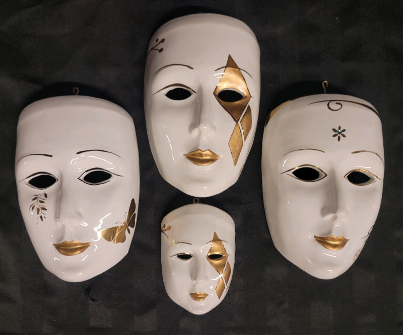 Creazioni Originali Porcelain Masks , Made in Italy . Four (4) Masks . Measure 5 3/4"×8.5" & 3.5"×5"