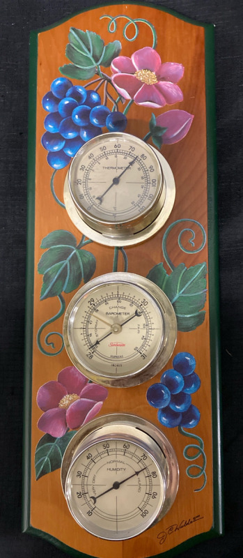 Wooden Plaqued Barometer 21”