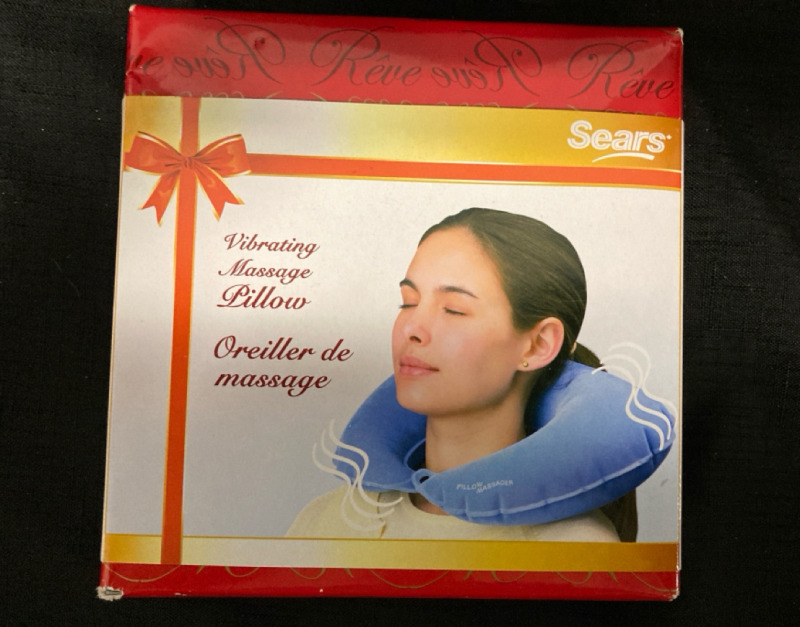 New Sears Vibrating Massage Pillow. Inflates 25.40 x 10.20 x 43.20 cm