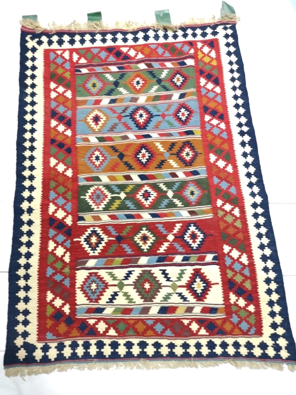 Vintage 57x40" Colourful Persian Rug - Made in Iran