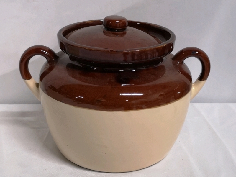 Vintage 7"H McCoy Bean Pot 343