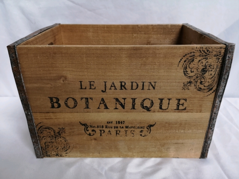 Wooden Crate 14.74x10x10" Le Jardine Botanique Paris