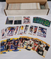 1990-91 Proset 2 Hockey Complete Set , 90/91 UD Hockey Complete Set , 1988 Score Baseball Singles , 1991 UD Baseball Singles & 1990 UD Holo Cards (2)