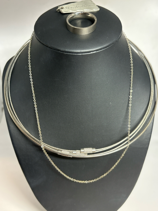 4 Flexible Hard Wire Necklaces Titanium Size 11 Ring