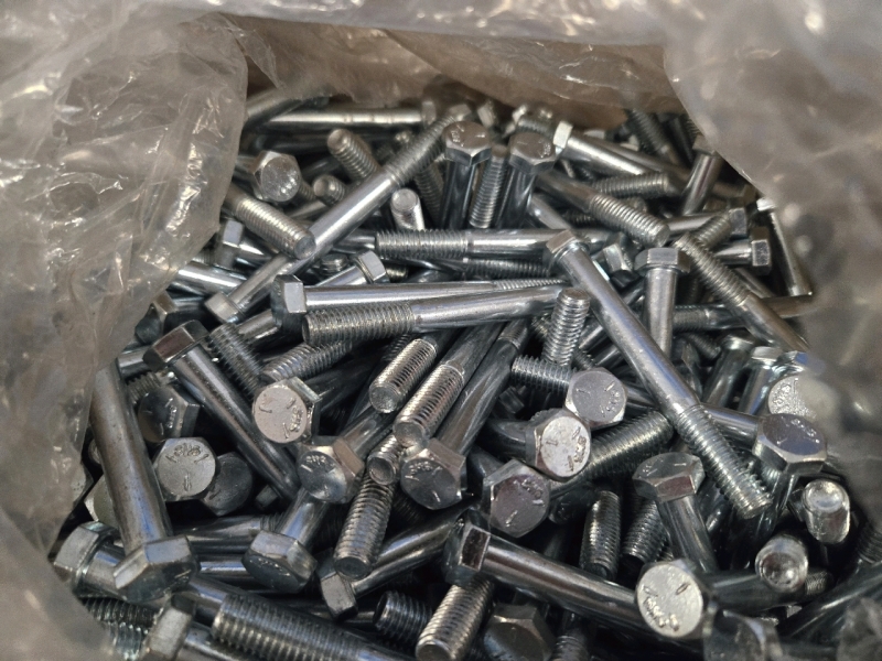 300 Pcs New | 3/8-16 X 3 -1 , '2 HX HD Cap Screws Cr5 ZP