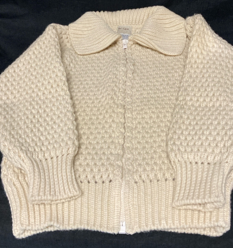 Vintage Unique Pure Virgin Wool Sweater