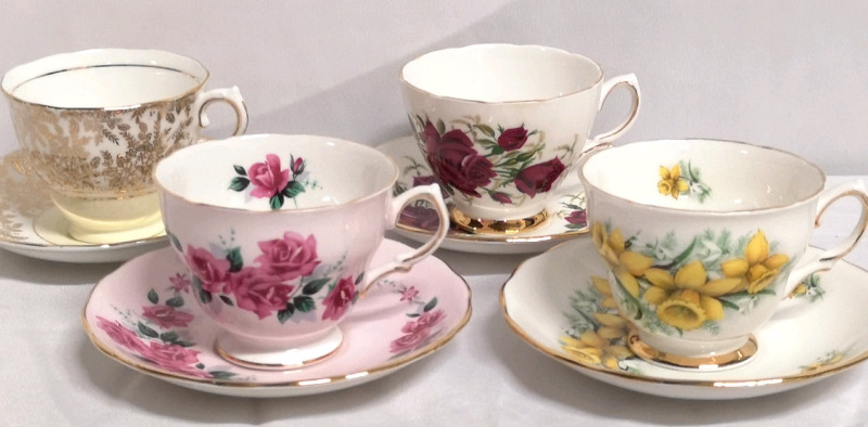 4 Vintage Colclough Teacups & Saucers - Made in England