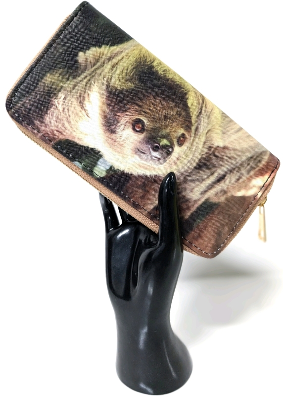 Absolutely Fantastic New Sloth Ladies Purse from the Vancouver Aquarium | 4" x 7.5"