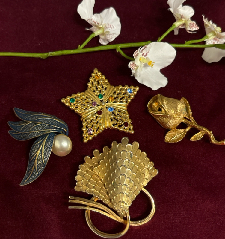 Four Vintage Brooches 3 Signed Rhinestones COROCRAFT