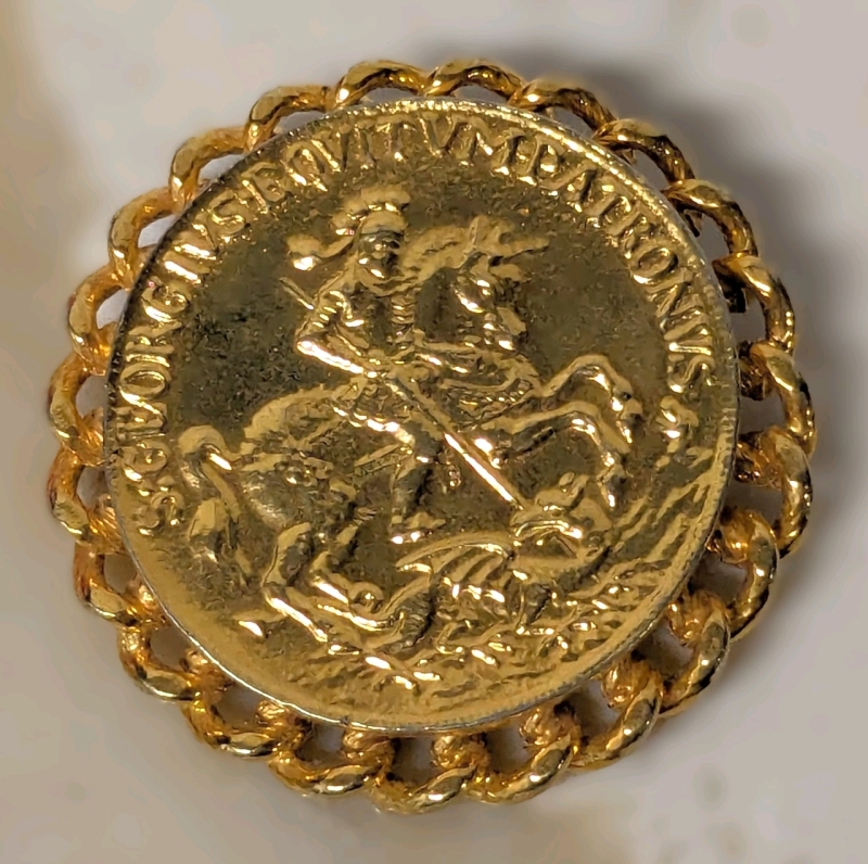 Large Vintage Gold Tone Coin-Style St. George vs The Dragon Brooch with Chain Exterior | 2" Diameter