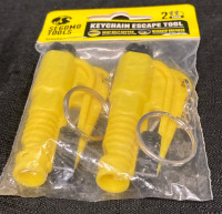 New 2 Pk SEGOMO Keychain Escape Tool 2.5&rdquo; L x 1.5&rdquo; w