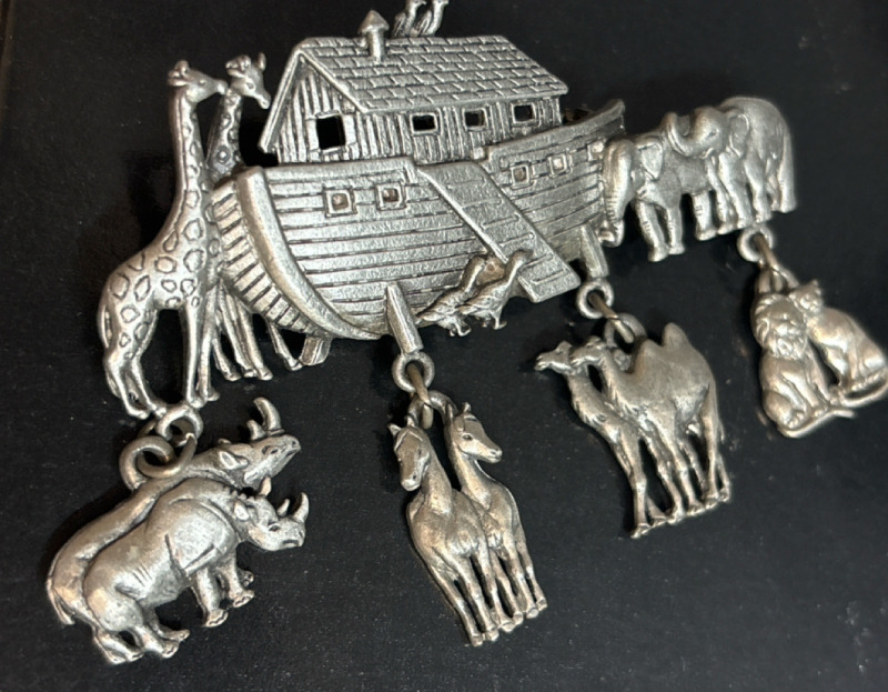 Vintage JJ JONETTE Noah’s Ark Brooch