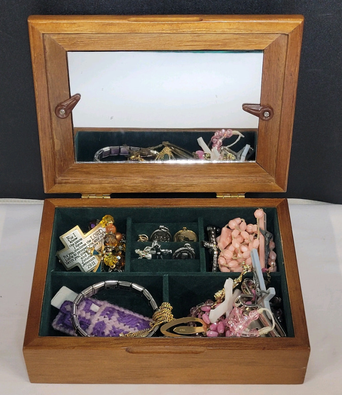 Vintage 1970s Gunther Mele Wood Jewelry Box with Religious Items & Rosaries . Window of box can be changed . Box Measures 7 1/4"×5.5"×2"