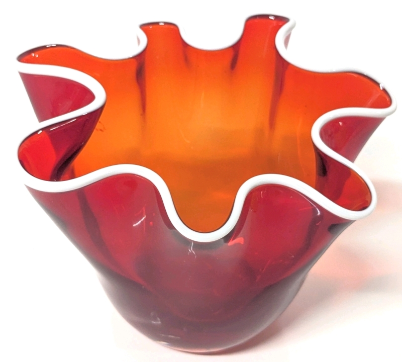 Vintage MCM Handkerchief Vase | 4 1" Tall