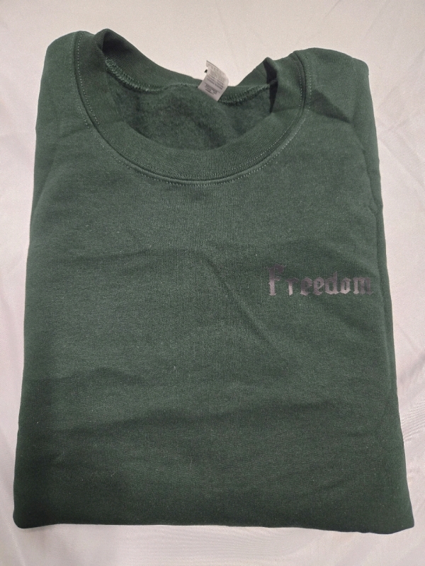 New | Mens Size: XL | Attack on Titan "Freedom" Sweatshirt