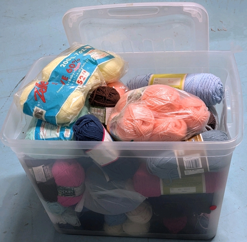 Large Clear Plastic Tote w Lid FILLED w Assorted Vintage to Modern Skeins of Yarn | 72L Bin 16" x 23.75" x 16.5"
