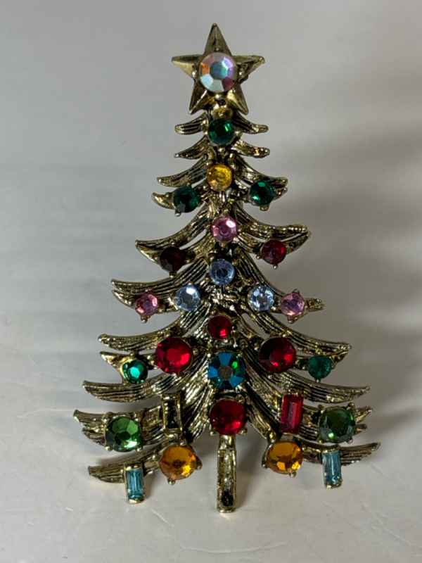 Stunning HOLLYCRAFT Vintage Rhinestone Crystal Tree Brooch signed