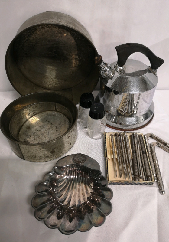 Vintage Mixed Kitchen Ware Lot - Tea Kettle, Corn Flower Salt & Pepper Shakers, Nut Crackers + Dog Show Silver Plate Shell Shape Bowl