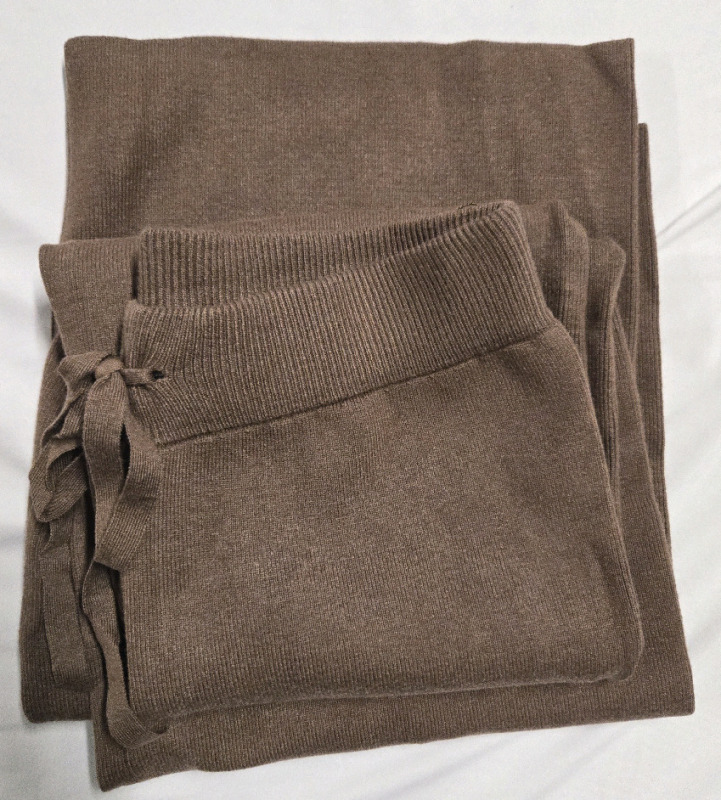 New | Bluivy | Womens Size: Large | Colour: Brown | Comfy Knit Jogging Pants | With Wide Fit Pant Legs