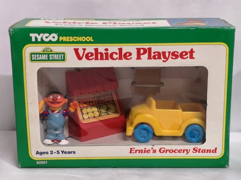 1995 Vintage Tyco Preshool Sesame Street Ernie Grocery Stand + Vehicle Ages 2-5 years