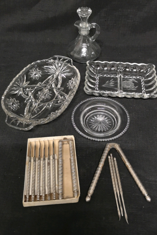 Vintage Glass Dishes & Nut Crackers